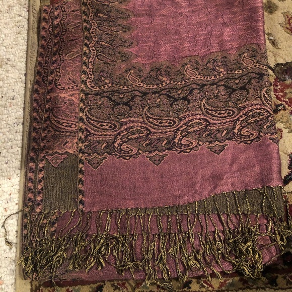 Pink n Black Pashmina - Picture 1 of 2